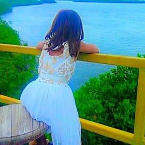 Meet your Posher, Reyes